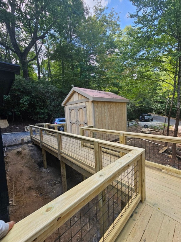 Deck Ramp with Wire Railing built by Mountain Fence & Deck in Western North Carolina