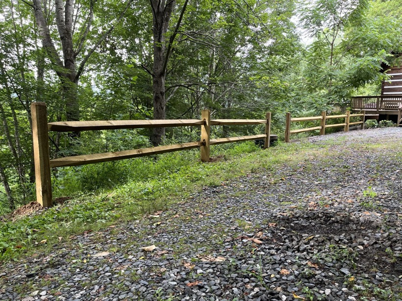Fence and deck work in Newland