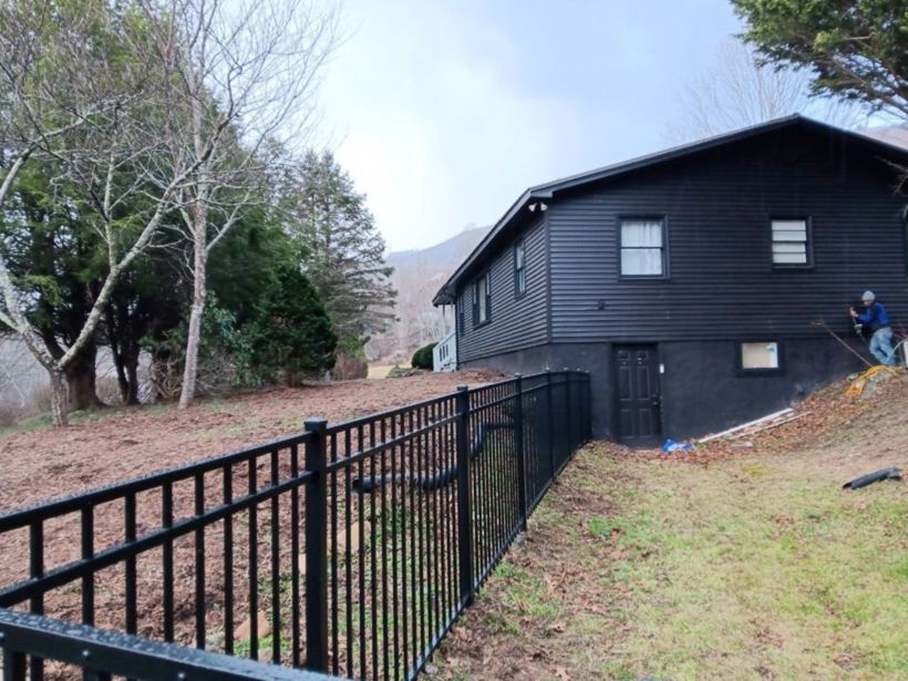 Aluminum Fence by Mountain Fence and Deck