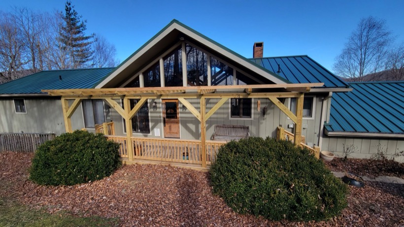 Custom Gate built by Mountain Fence & Deck in Western North Carolina