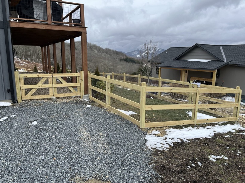 Fence and deck work in Lansing