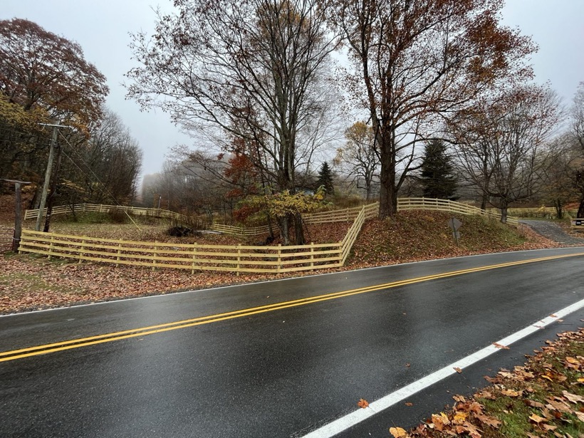 Fence and deck work in Old Fort