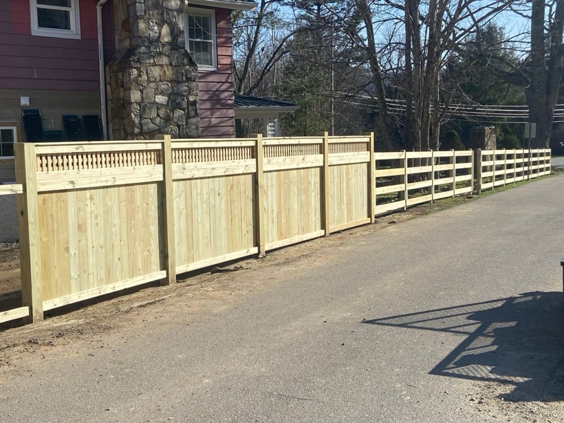 Privacy Fence built by Mountain Fence & Deck in Western North Carolina
